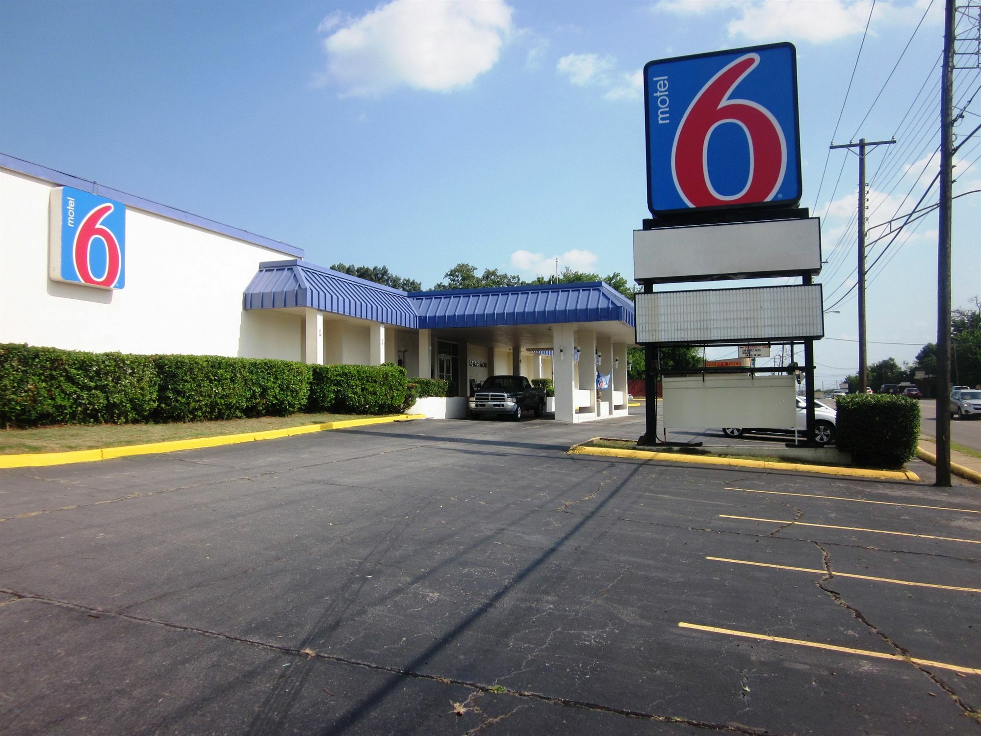 Super 8 By Wyndham Fort Smith Hotel Exterior photo